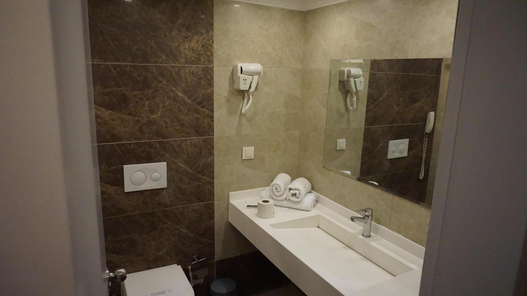 Ada Newday Resort Hotel 库萨达斯 外观 照片