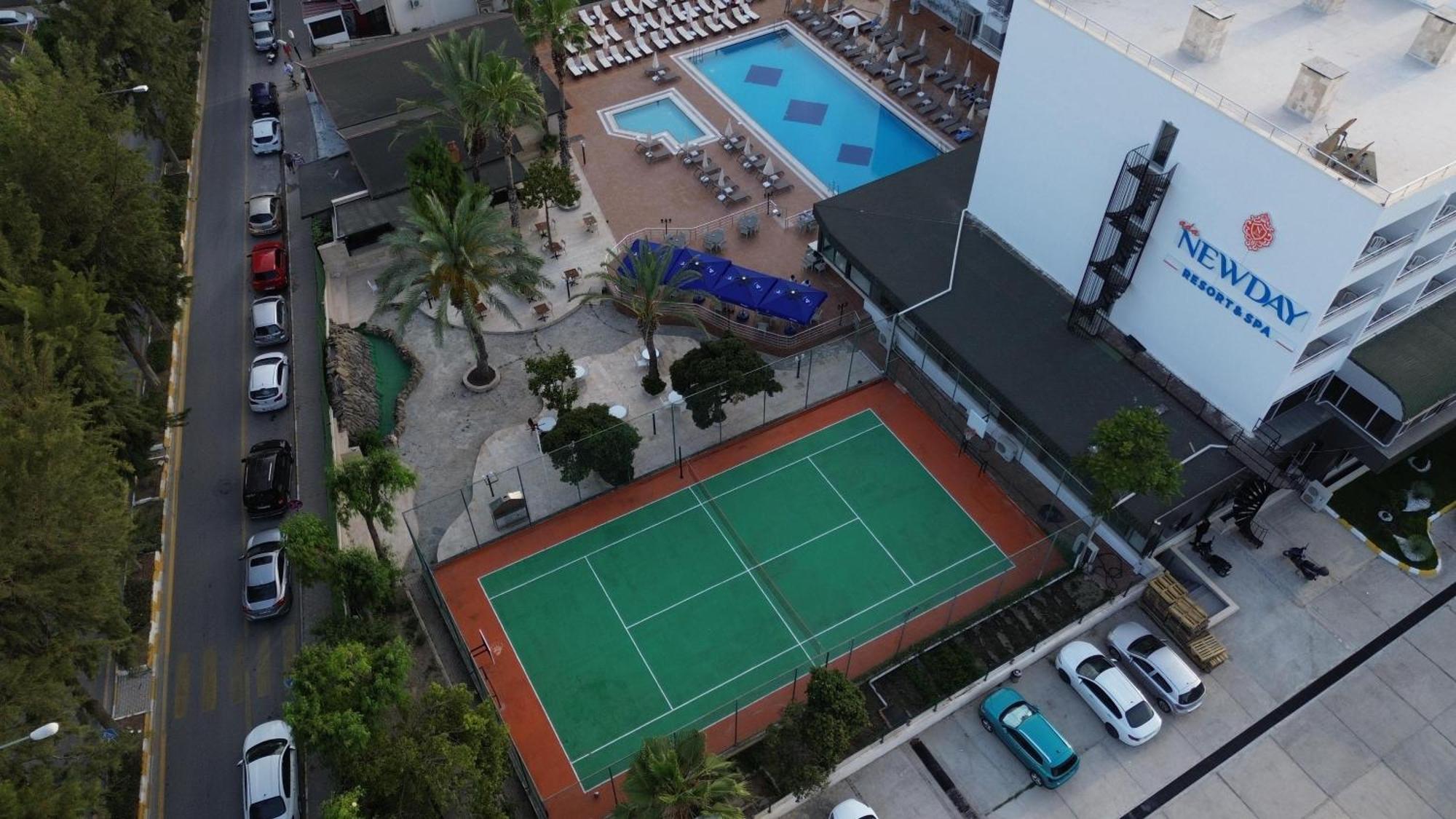 Ada Newday Resort Hotel 库萨达斯 外观 照片
