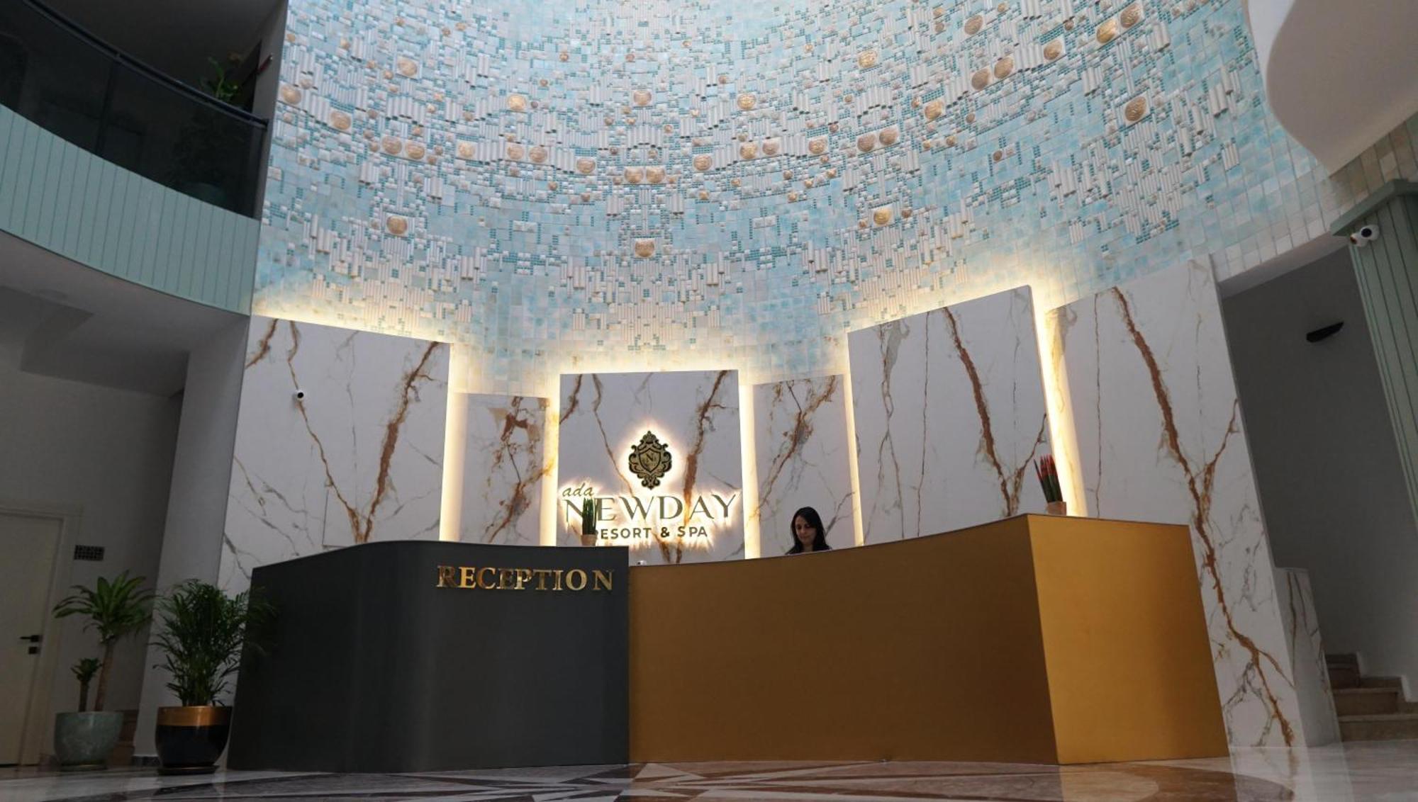 Ada Newday Resort Hotel 库萨达斯 外观 照片
