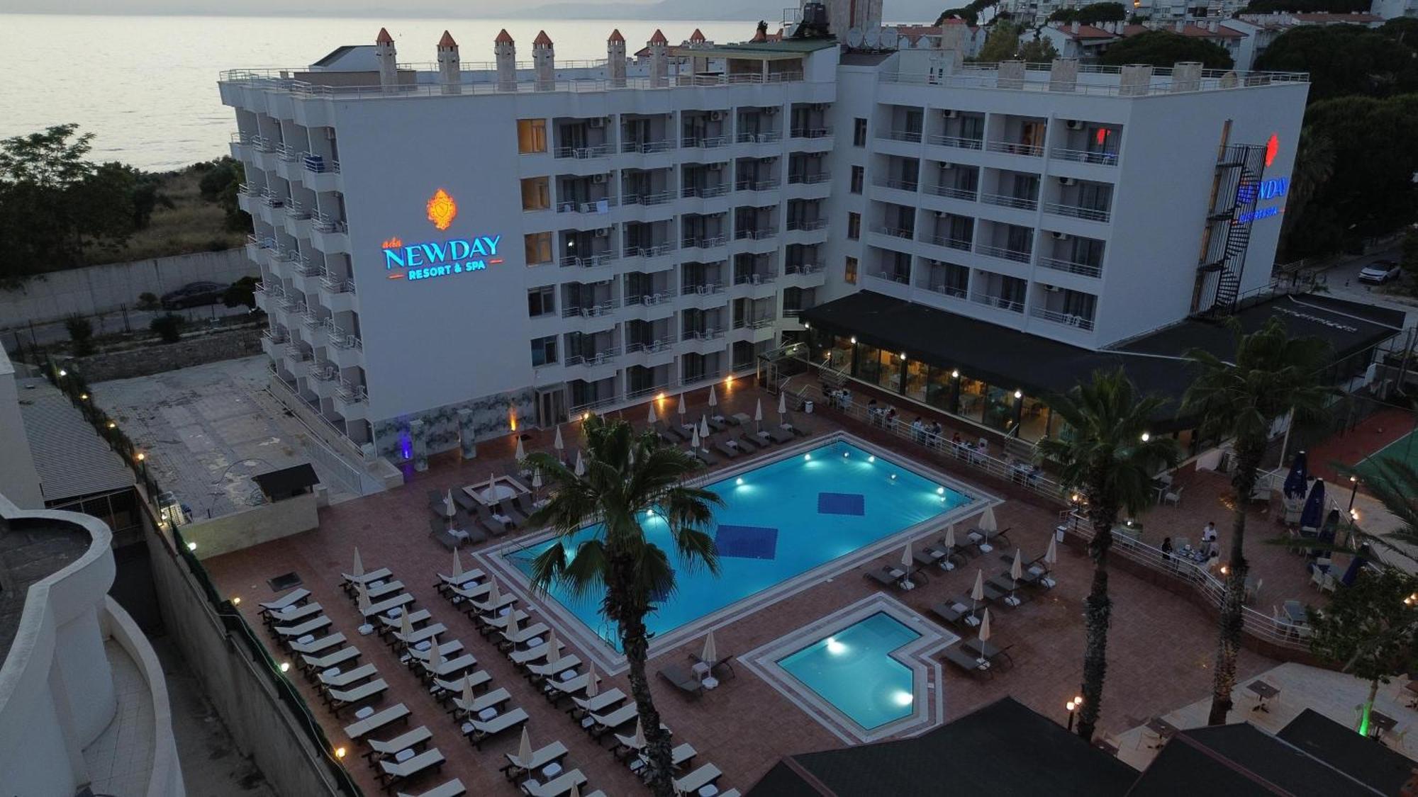 Ada Newday Resort Hotel 库萨达斯 外观 照片